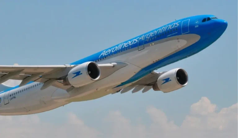 Aerolineas Argentinas: Entre Business y Economy, hay una nueva forma de volar